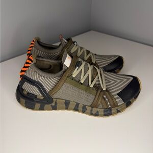 Adidas Stella McCartney x Ultraboost 2.0 - Graphic - Dark Khaki